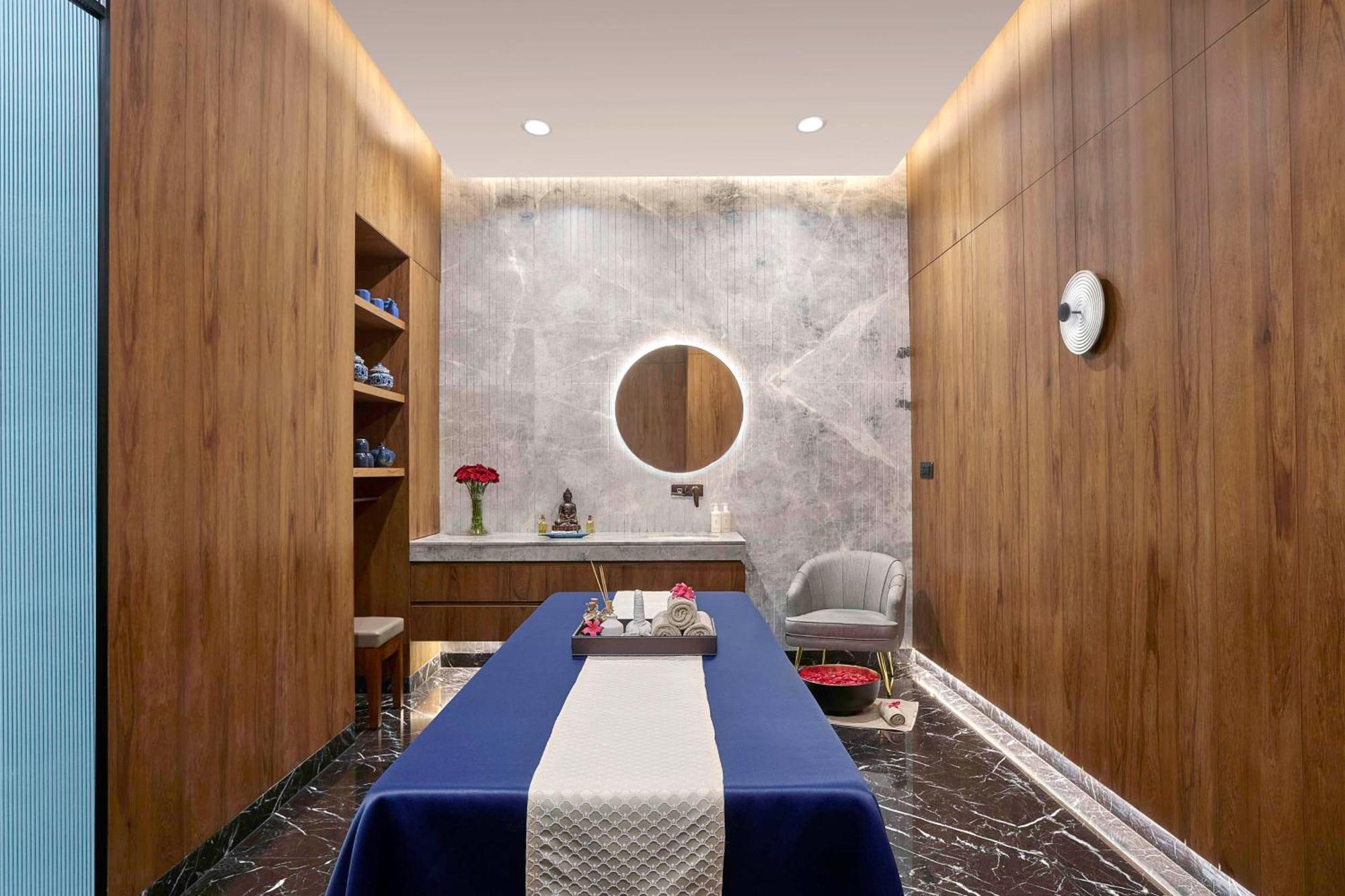 Hilton Bengaluru Embassy Manyata Business Park Hotel Ngoại thất bức ảnh
